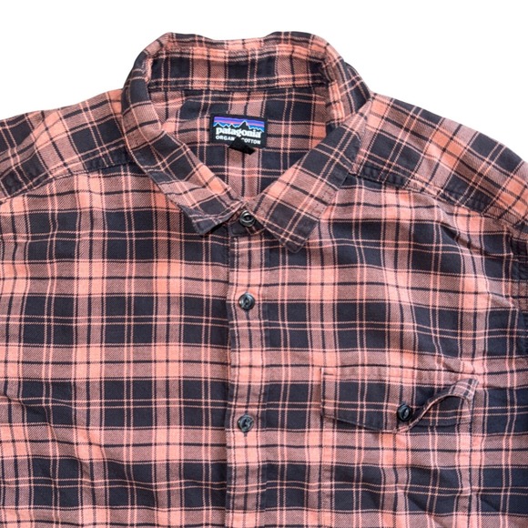 Patagonia Mens Large Organic Cotton Plaid Flannel Button Down Shirt Pink Navy - Picture 4 of 8
